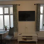 Take A Break Брашов